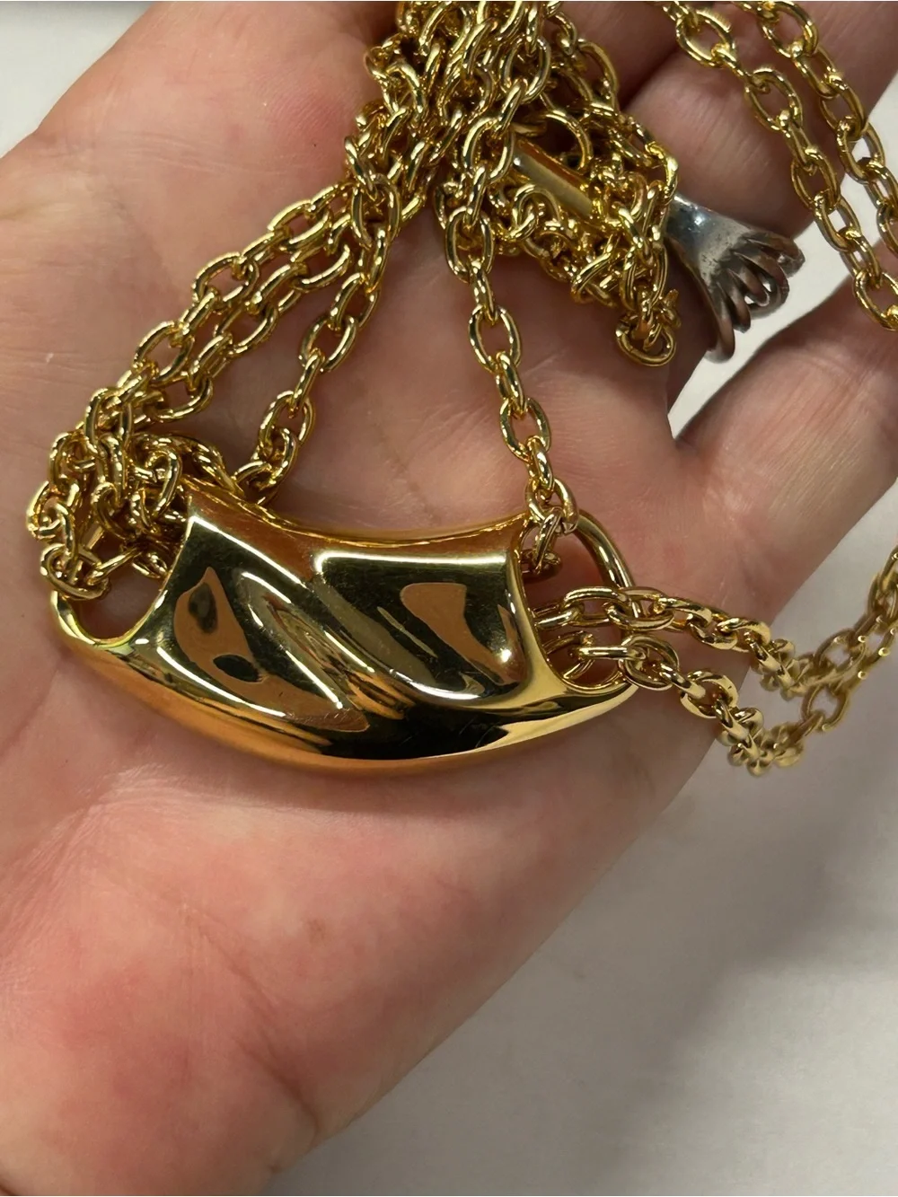 Vintage Monet 22k triple plated modernist choker length necklace